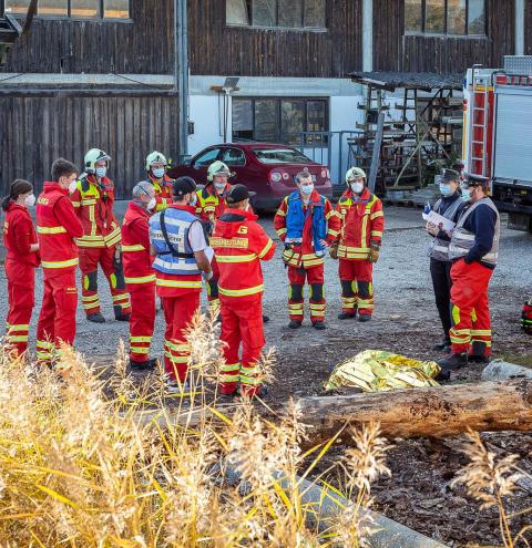 Vierstündiger Einsatzmarathon – Rettungskräfte trainieren die Zusammenarbeit