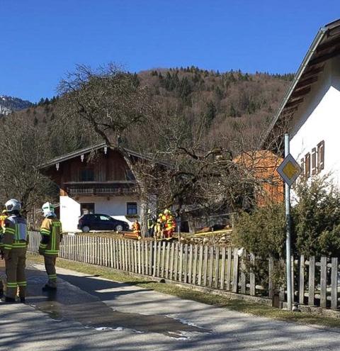 Brand in altem Bauernhaus in Schleching verursacht hohen Sachschaden  