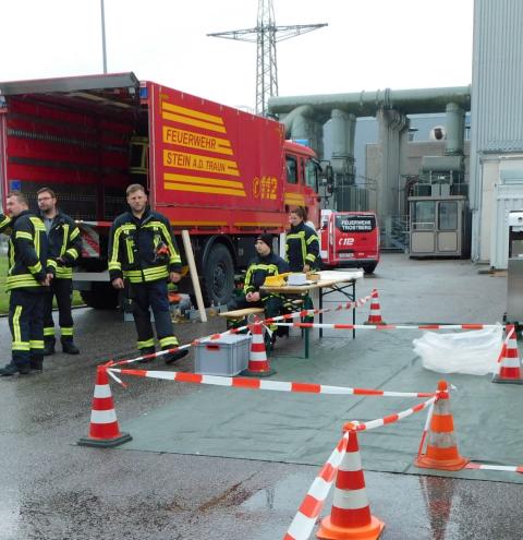 Dekonmannschaft der Feuerwehr Stein